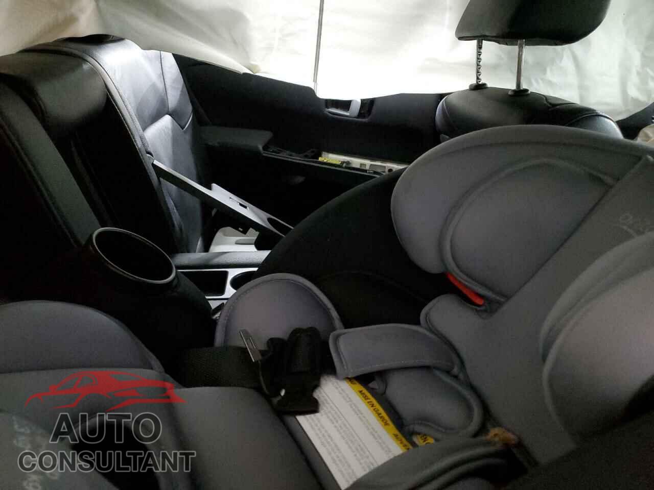 HONDA PILOT 2015 - 5FNYF3H95FB012323
