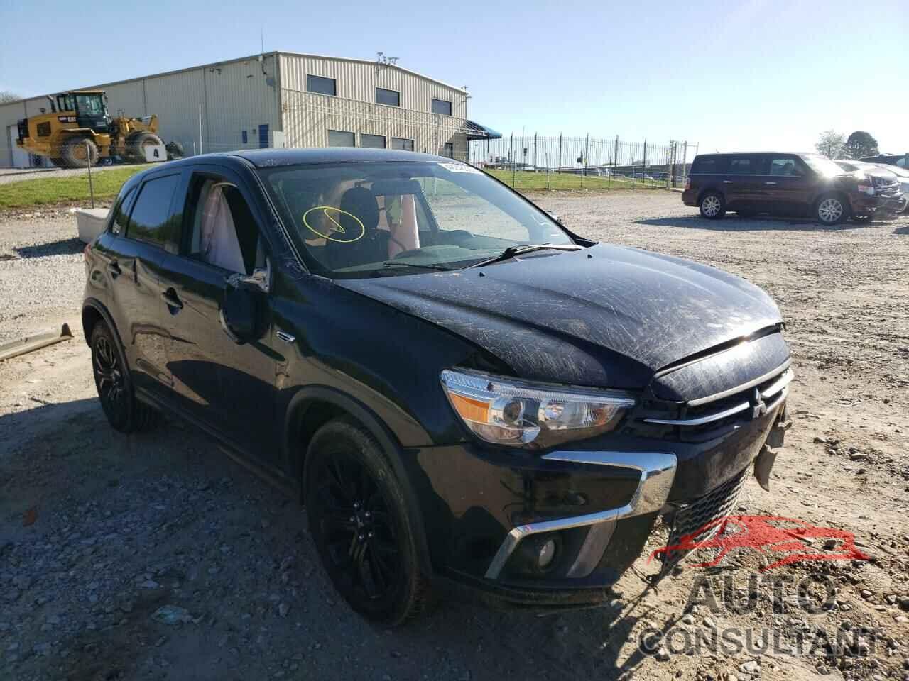 MITSUBISHI OUTLANDER 2018 - JA4AR3AU2JZ026555