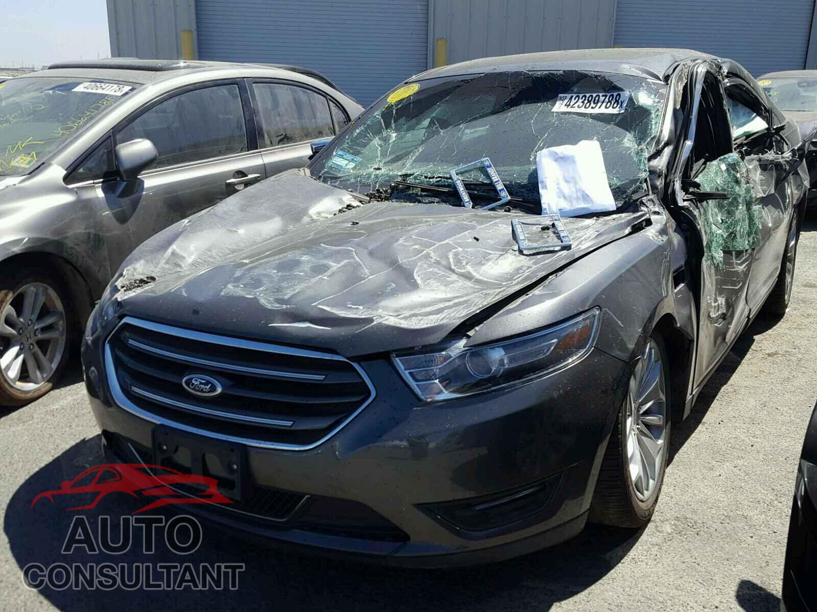 FORD TAURUS 2016 - 1FAHP2F81GG108691