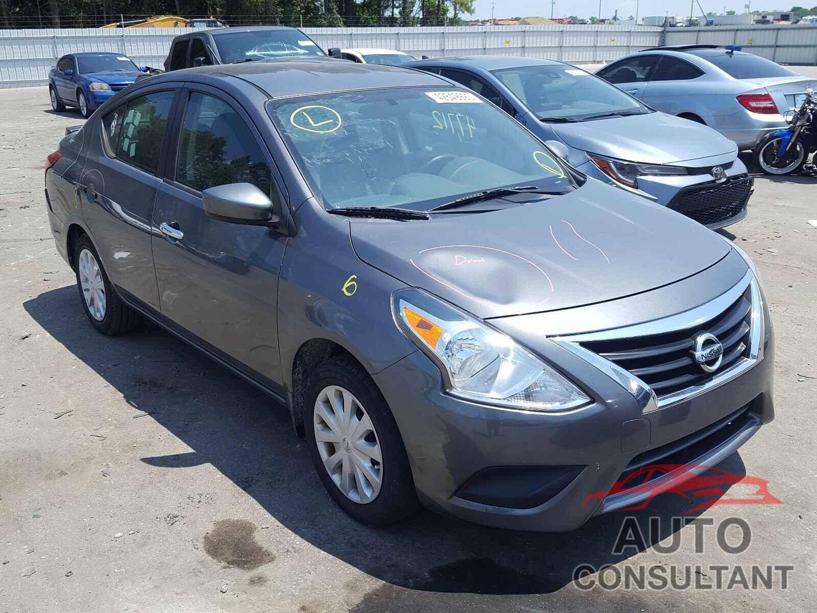 NISSAN VERSA 2017 - 3N1CN7AP2HL819158