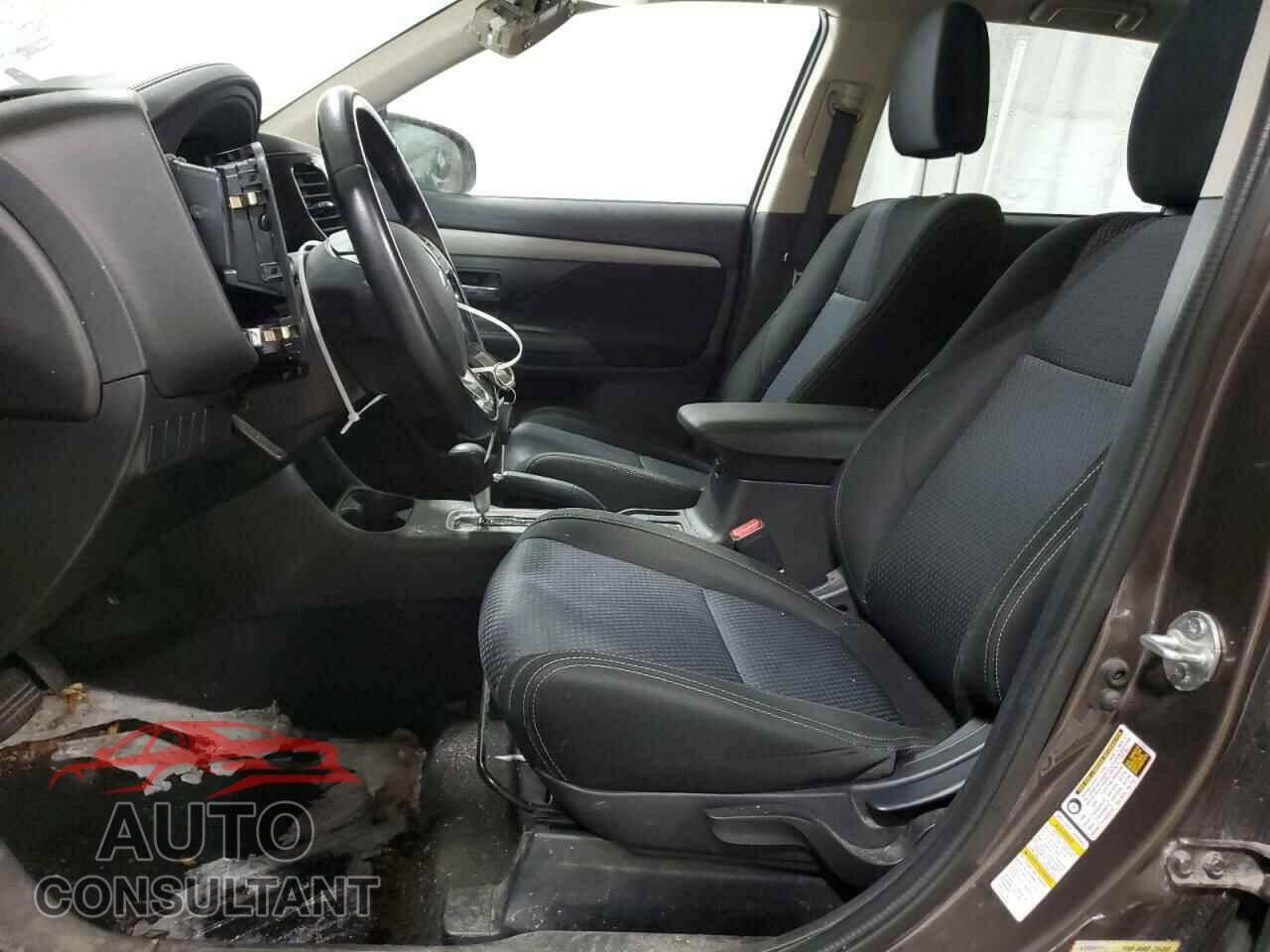 MITSUBISHI OUTLANDER 2016 - JA4AZ3A33GZ043445