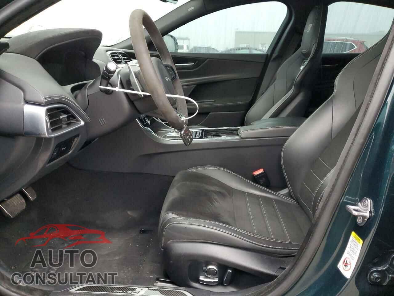 JAGUAR XE 2019 - SAJAP4FE6KS487773