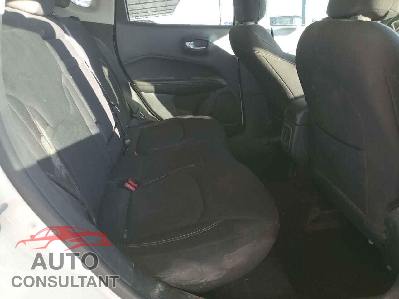 JEEP COMPASS 2017 - 3C4NJDAB4HT635795