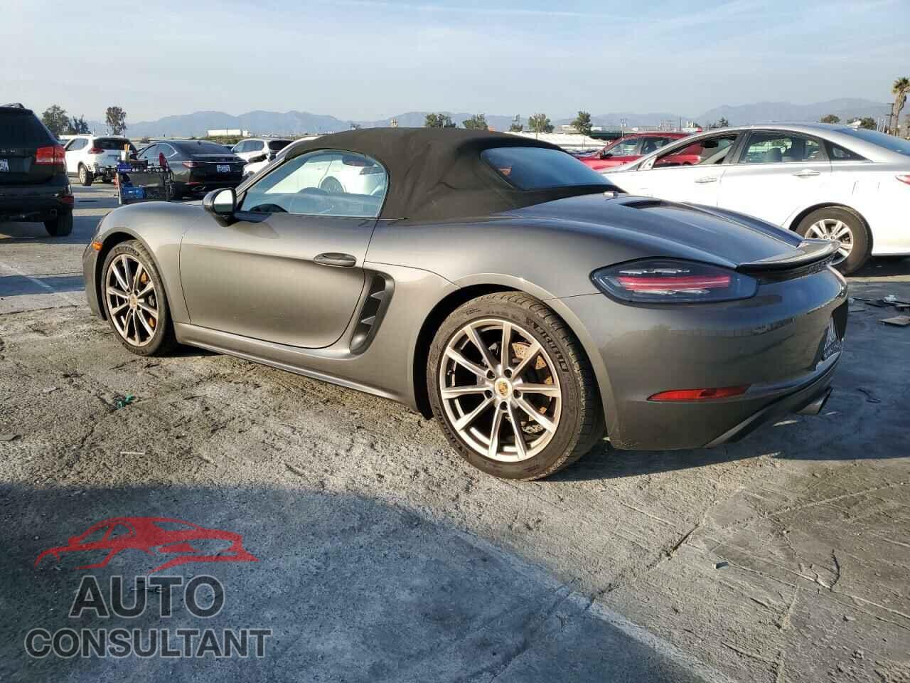 PORSCHE BOXSTER 2021 - WP0CA2A83MS210371