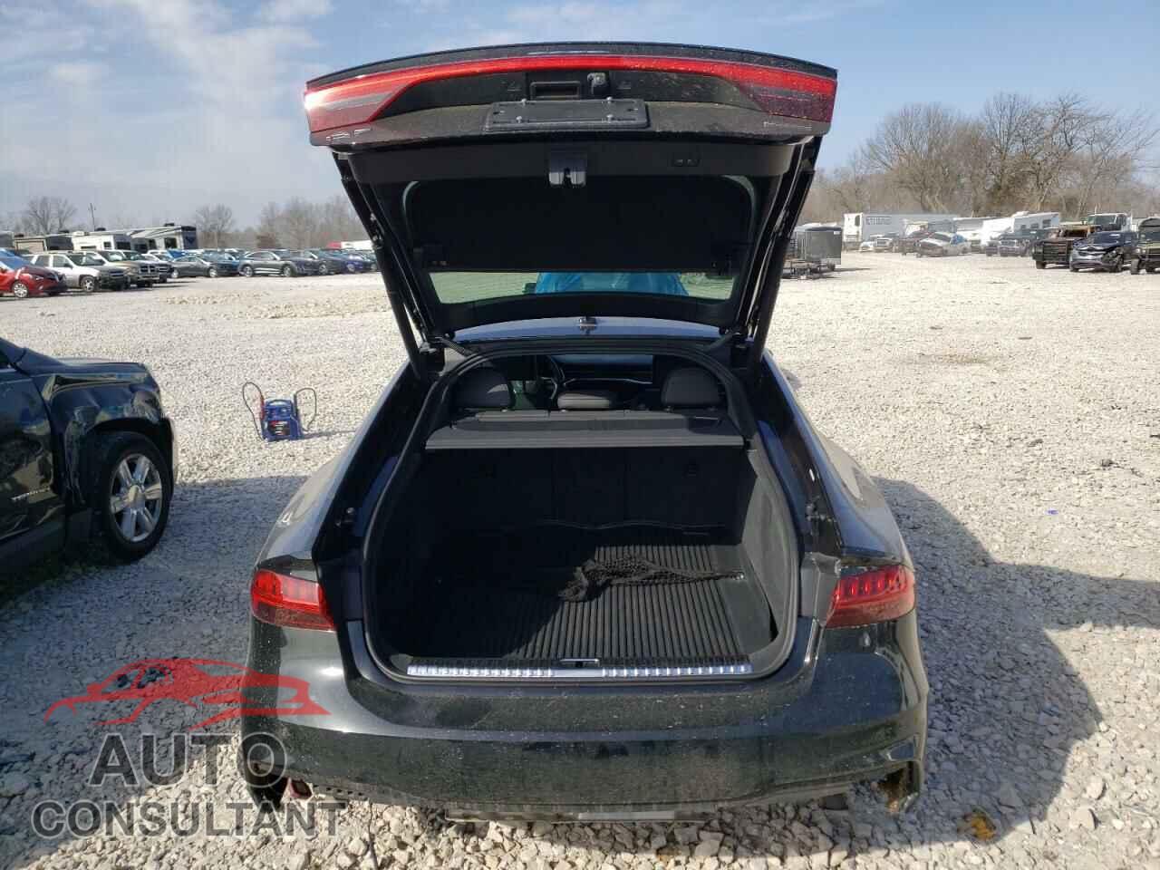 AUDI A7 2019 - WAUV2AF20KN072818