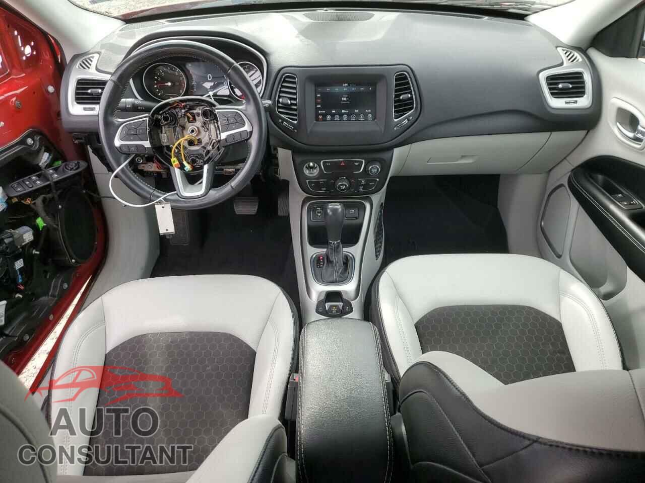 JEEP COMPASS 2019 - 3C4NJCBB5KT832667