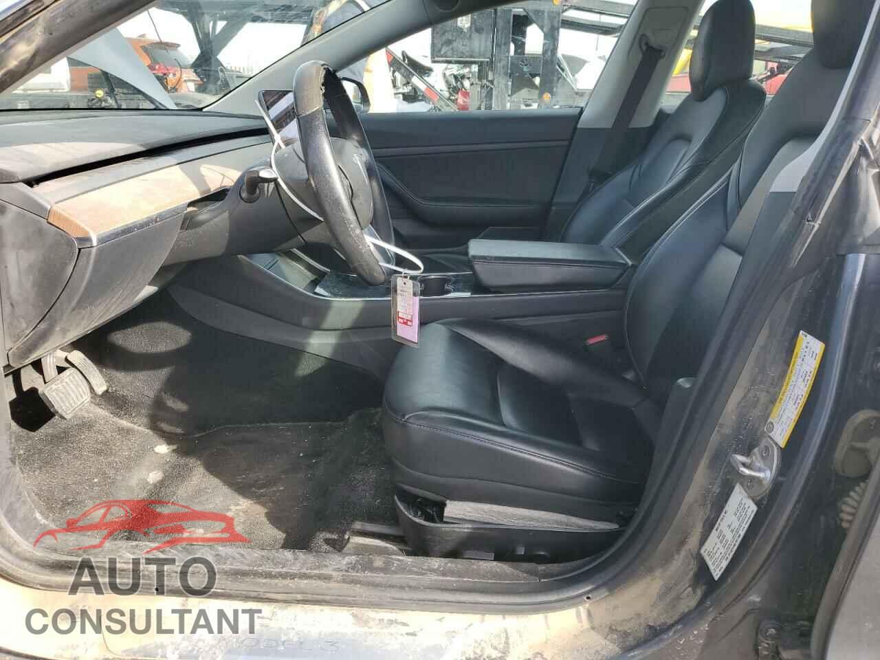 TESLA MODEL 3 2020 - 5YJ3E1EA8LF611566