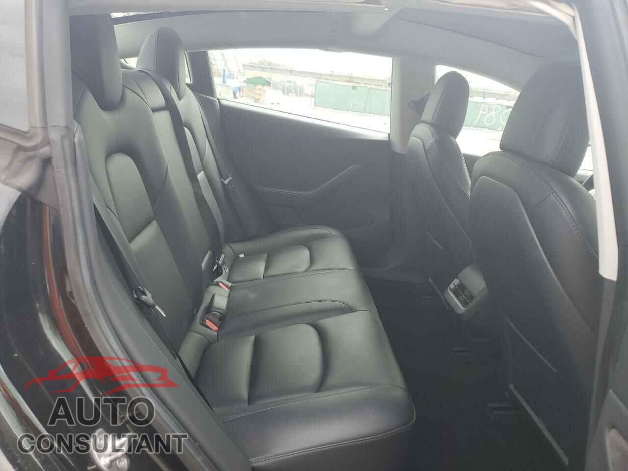 TESLA MODEL 3 2021 - 5YJ3E1EBXMF859909
