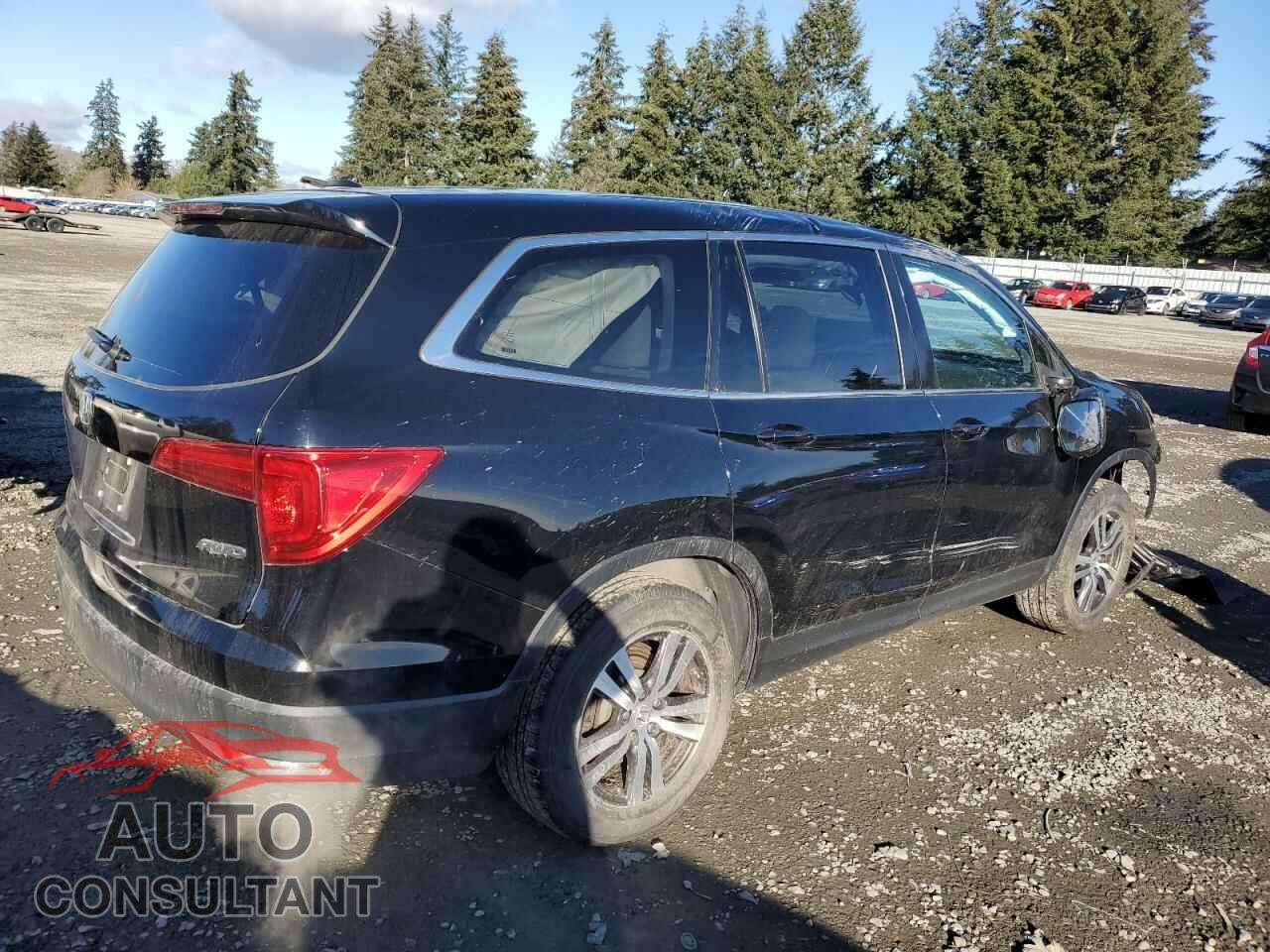 HONDA PILOT 2018 - 5FNYF6H57JB014520