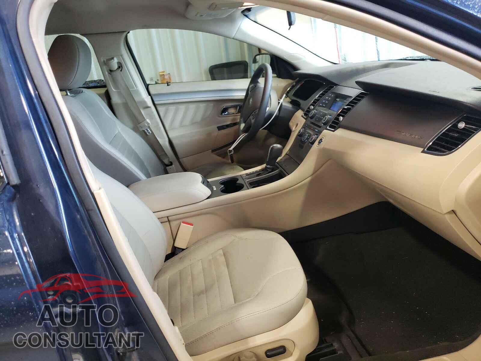 FORD TAURUS 2016 - 1FAHP2D82GG131500