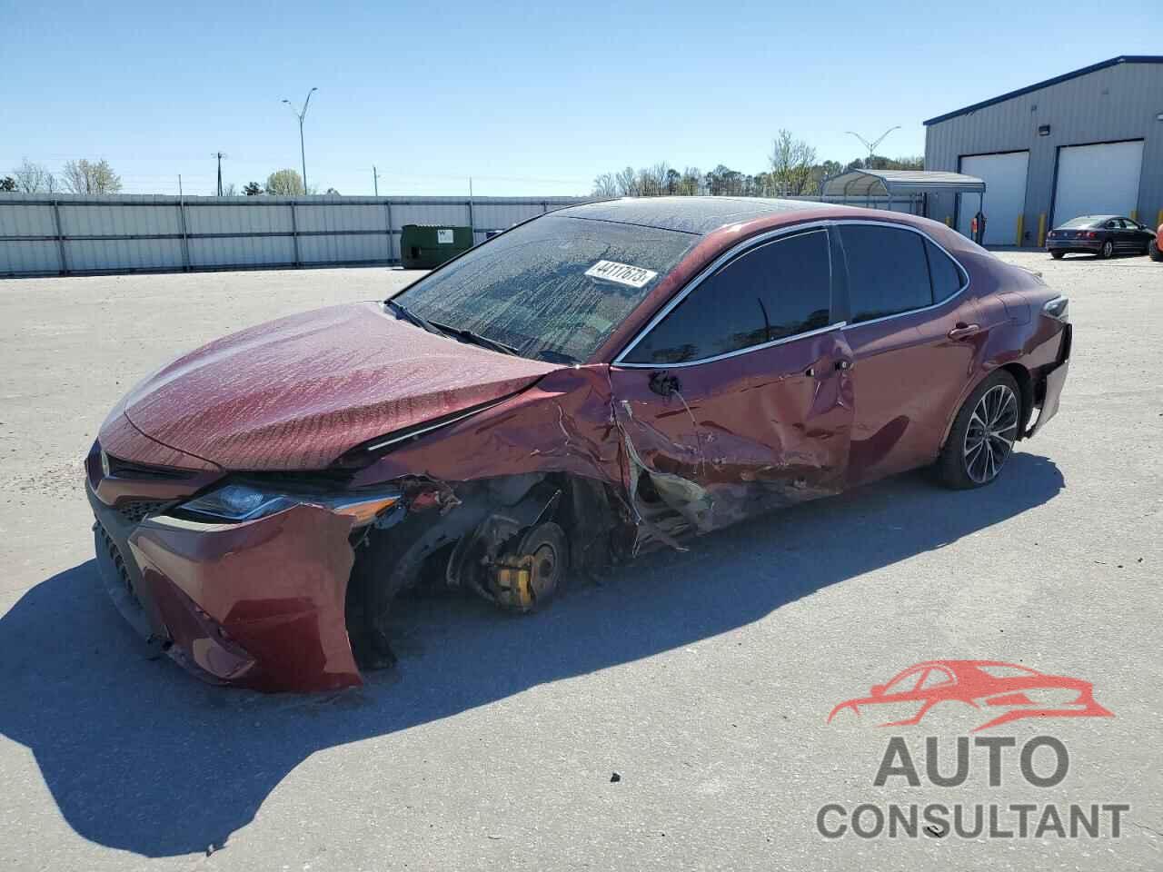 TOYOTA CAMRY 2018 - 4T1B11HK0JU676861