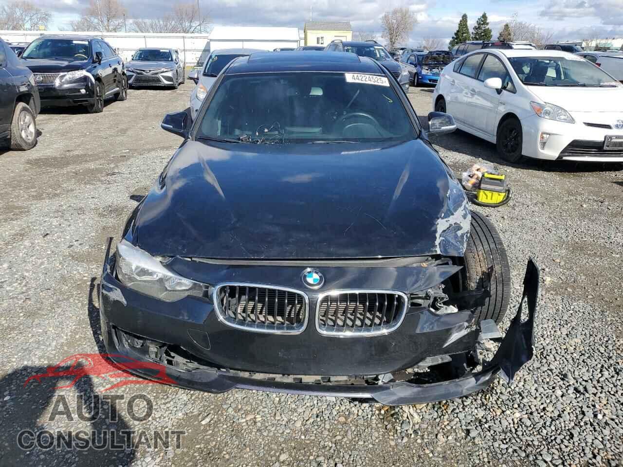 BMW 3 SERIES 2013 - WBA3A5C59DF357742