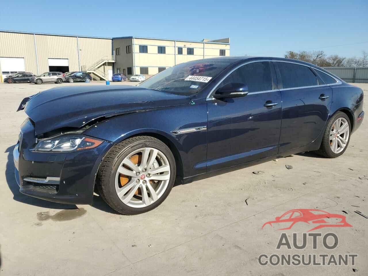 JAGUAR XJ 2017 - SAJWJ2GD2H8W08337