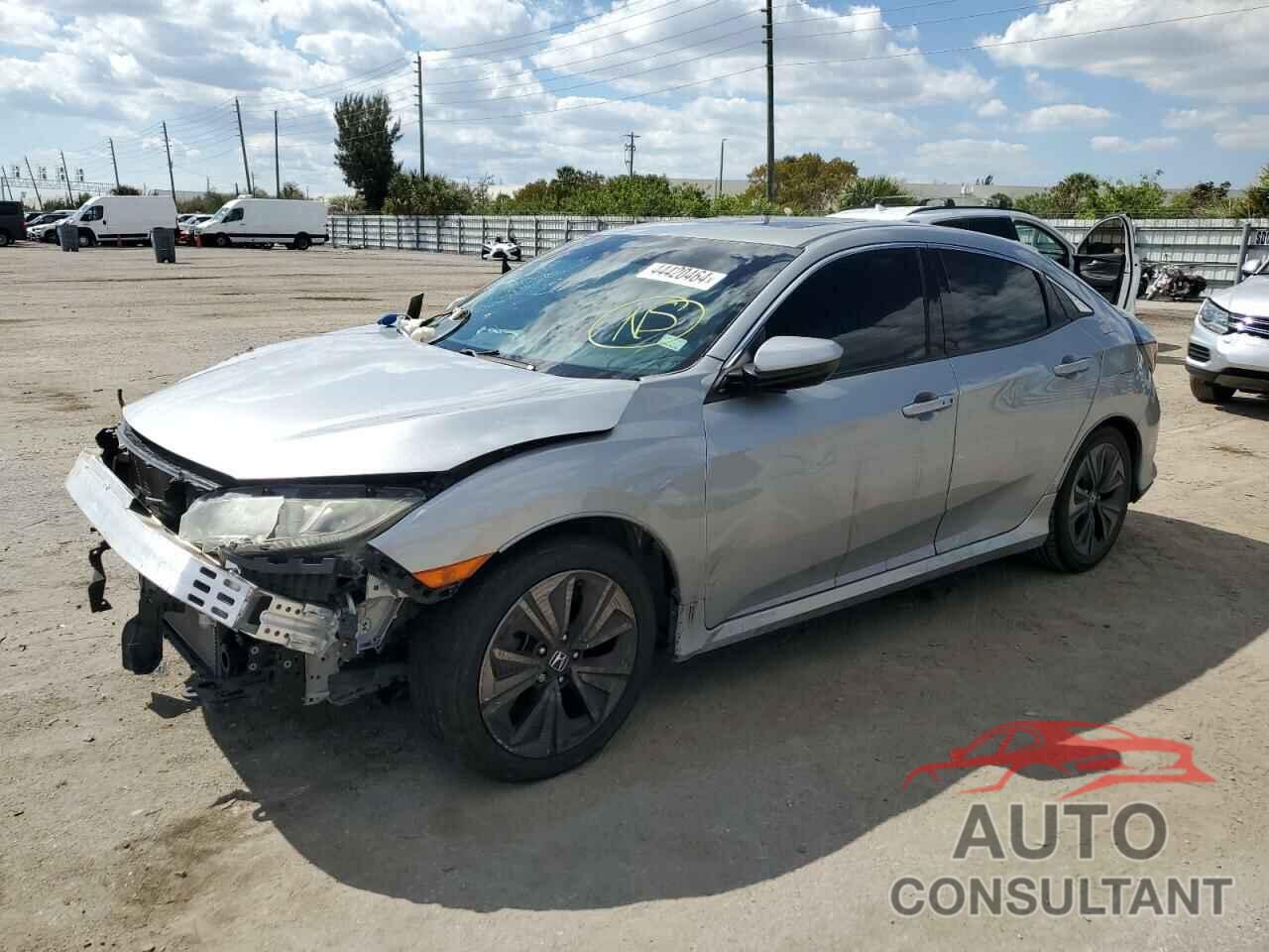 HONDA CIVIC 2018 - SHHFK7H50JU208393