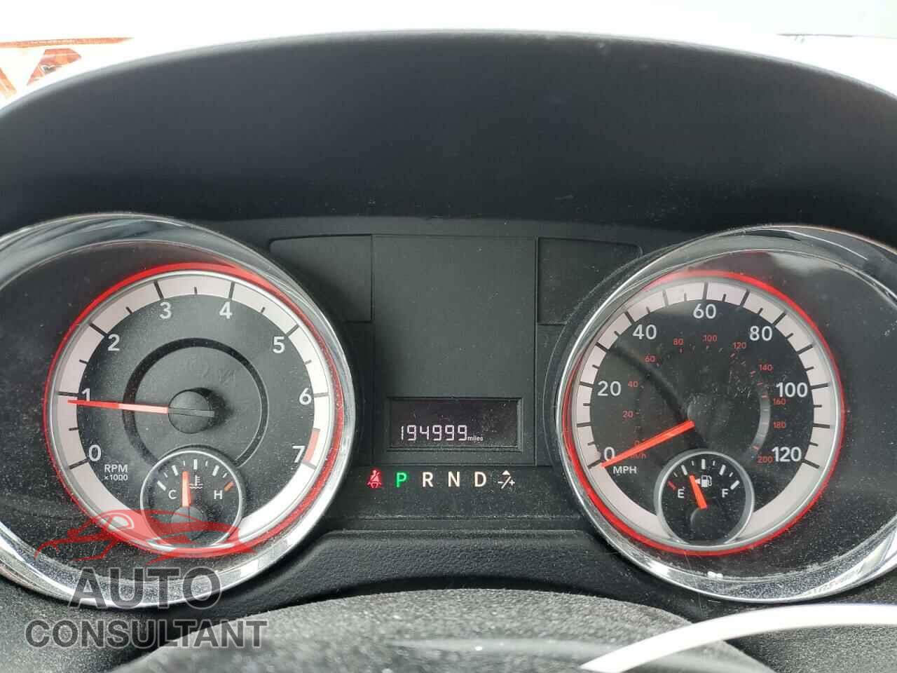 DODGE CARAVAN 2011 - 2D4RN3DG2BR626596