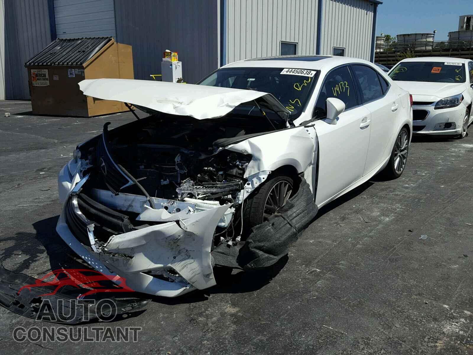 LEXUS IS 2016 - JTHBA1D22G5006840
