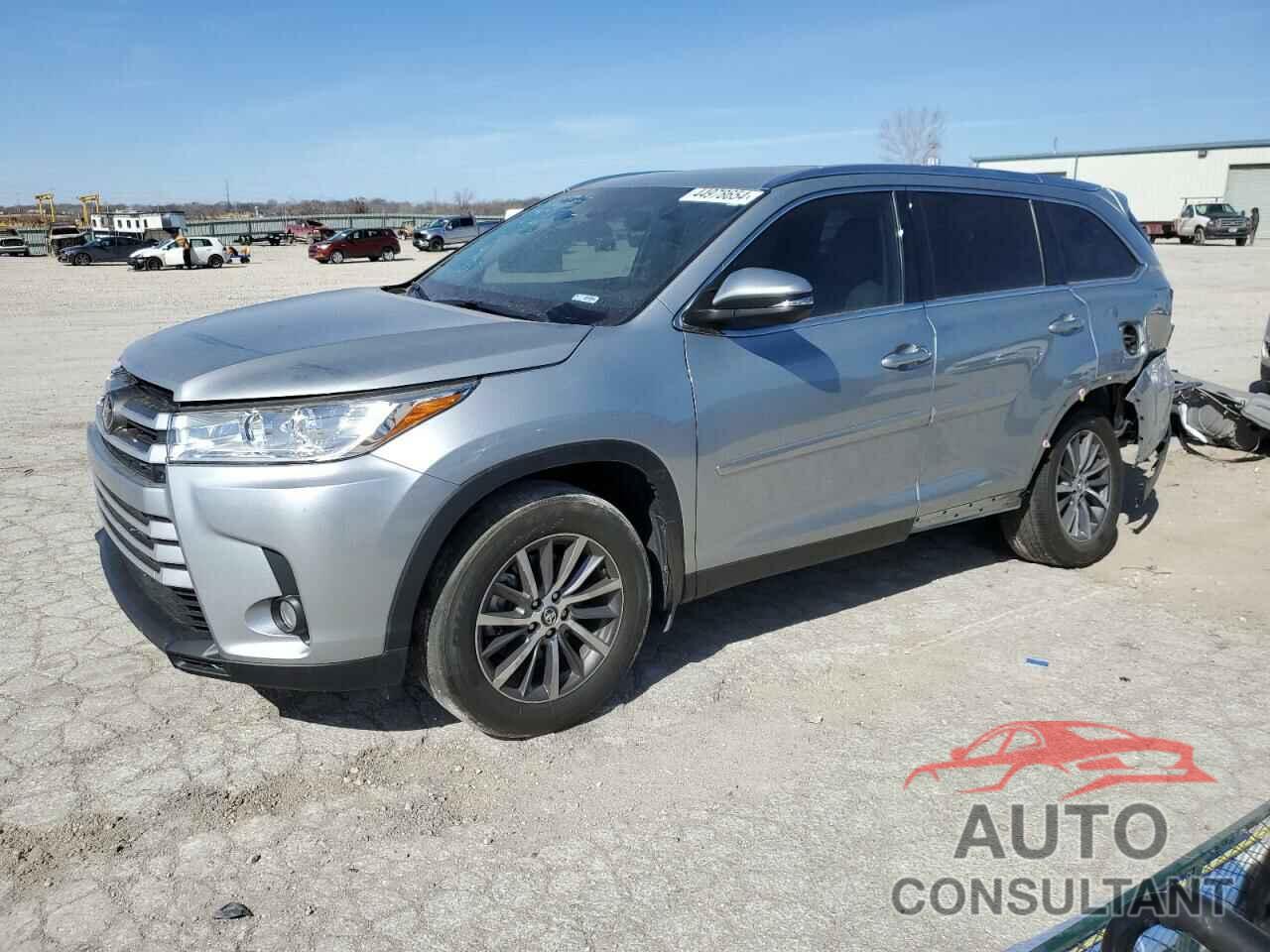 TOYOTA HIGHLANDER 2019 - 5TDJZRFH8KS944107