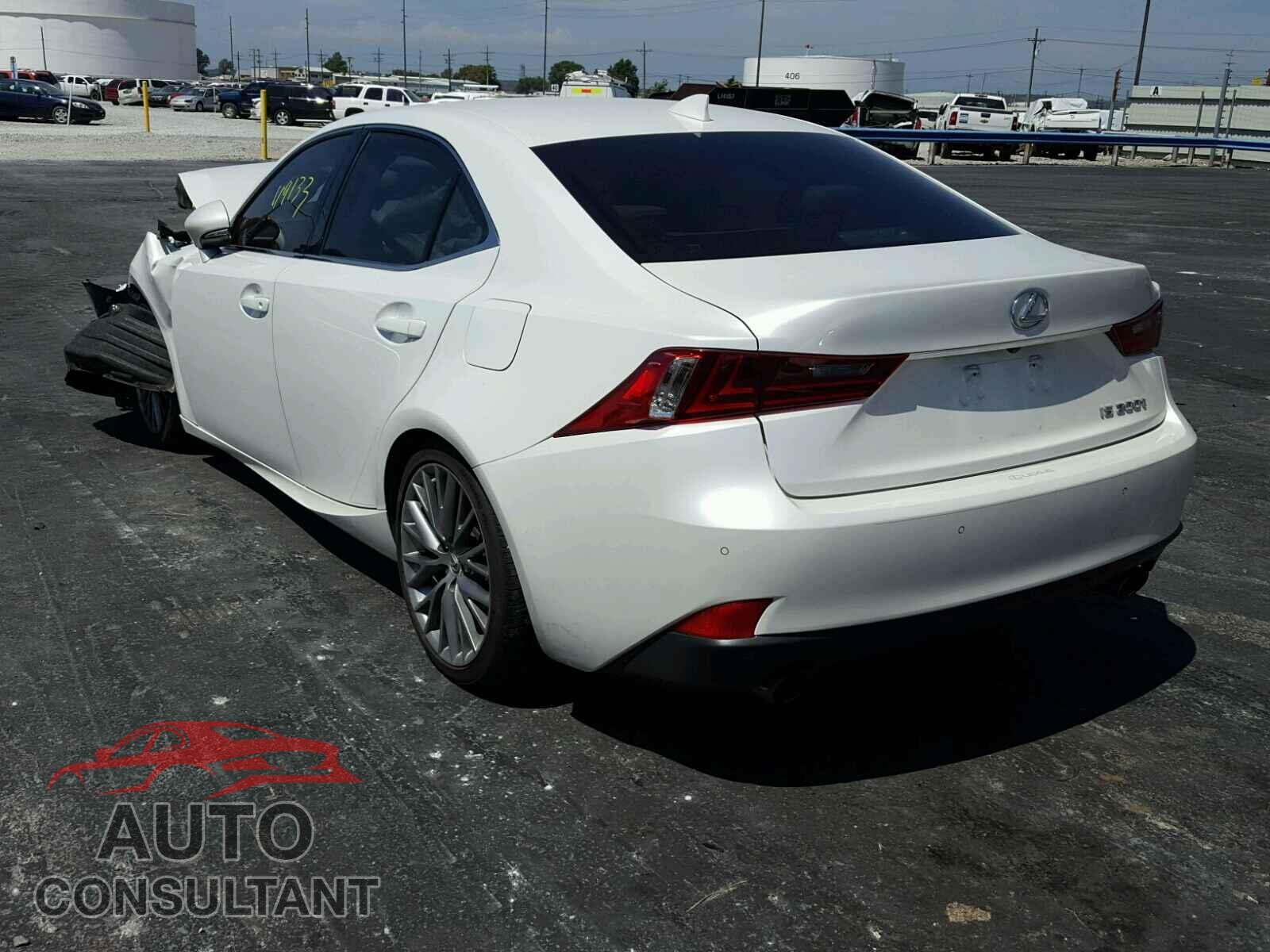 LEXUS IS 2016 - JTHBA1D22G5006840