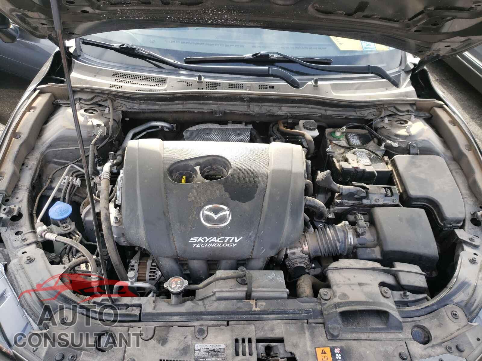 MAZDA 3 2017 - 3MZBN1L32HM146279