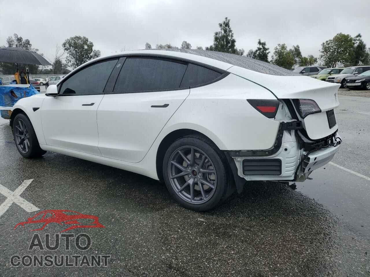 TESLA MODEL 3 2023 - 5YJ3E1EA8PF477857