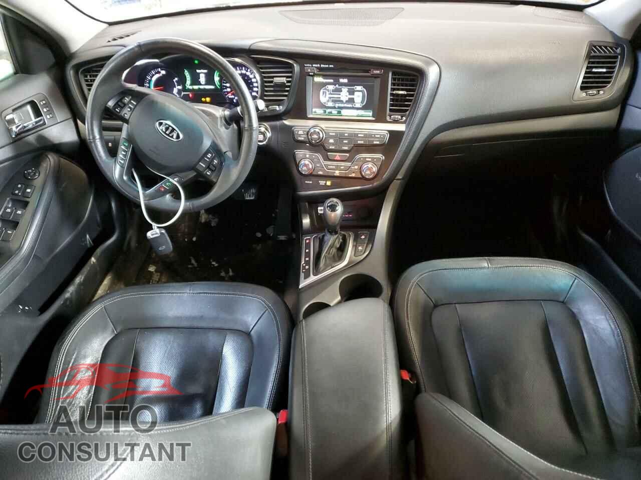 KIA OPTIMA 2011 - KNAGM4AD6B5002303