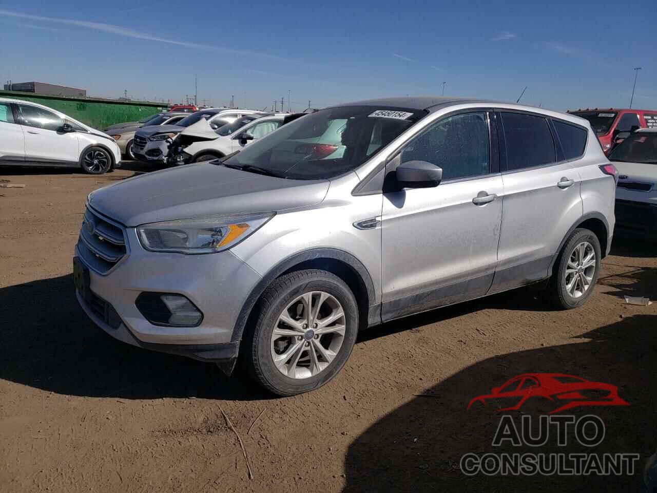 FORD ESCAPE 2017 - 1FMCU9GD5HUC35671