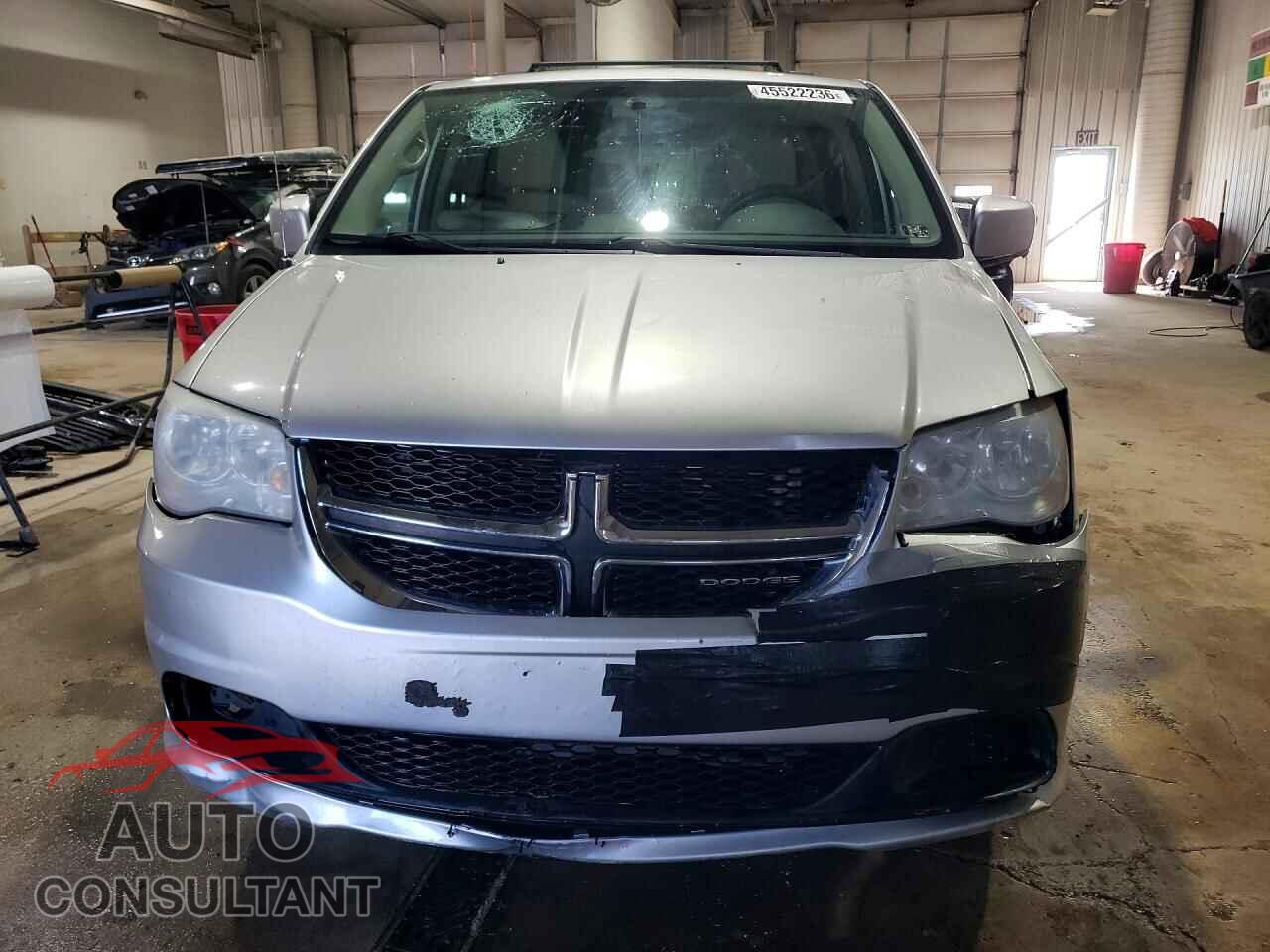 DODGE CARAVAN 2011 - 2D4RN3DG5BR637088