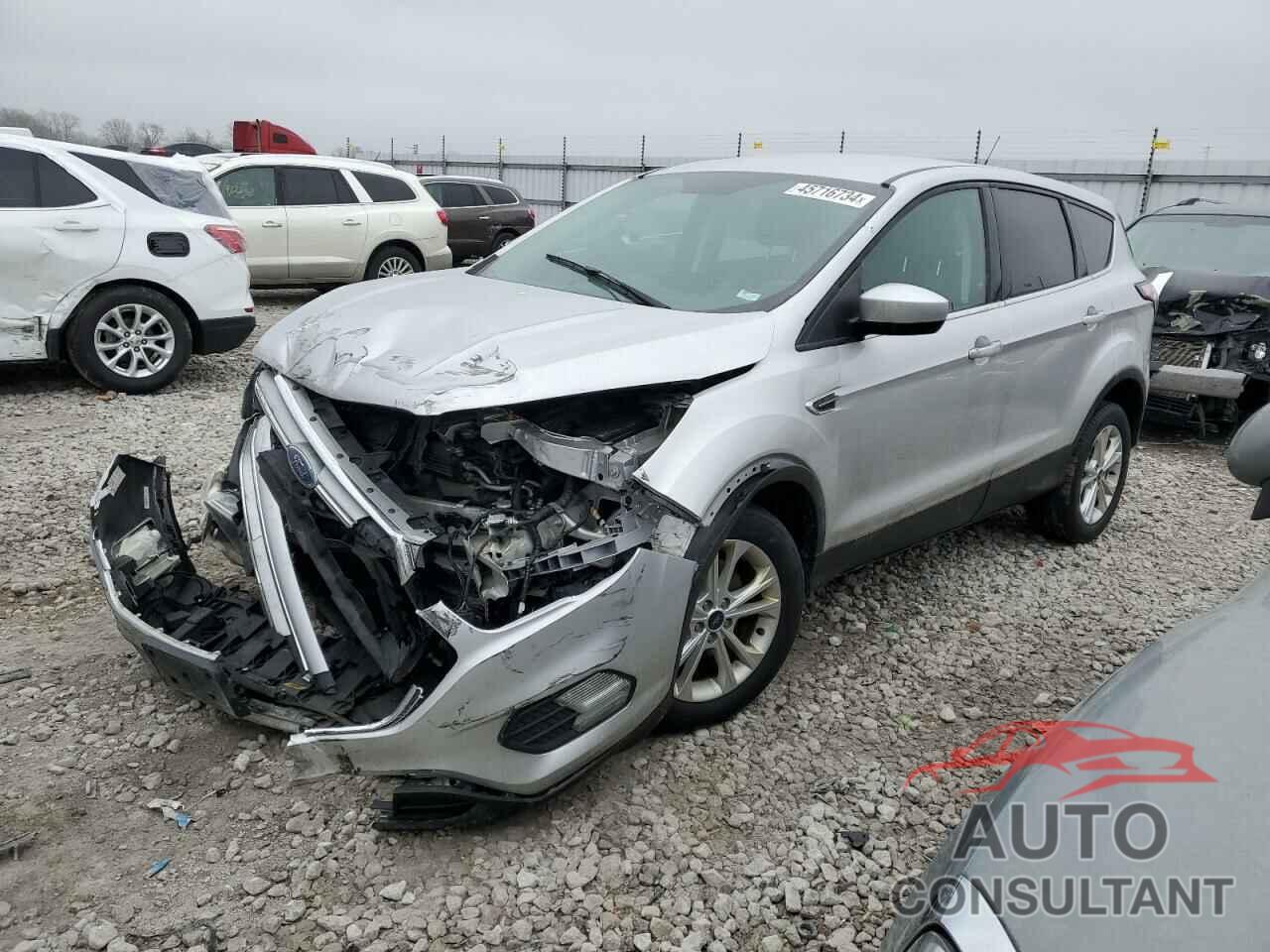 FORD ESCAPE 2017 - 1FMCU9GD0HUC46612