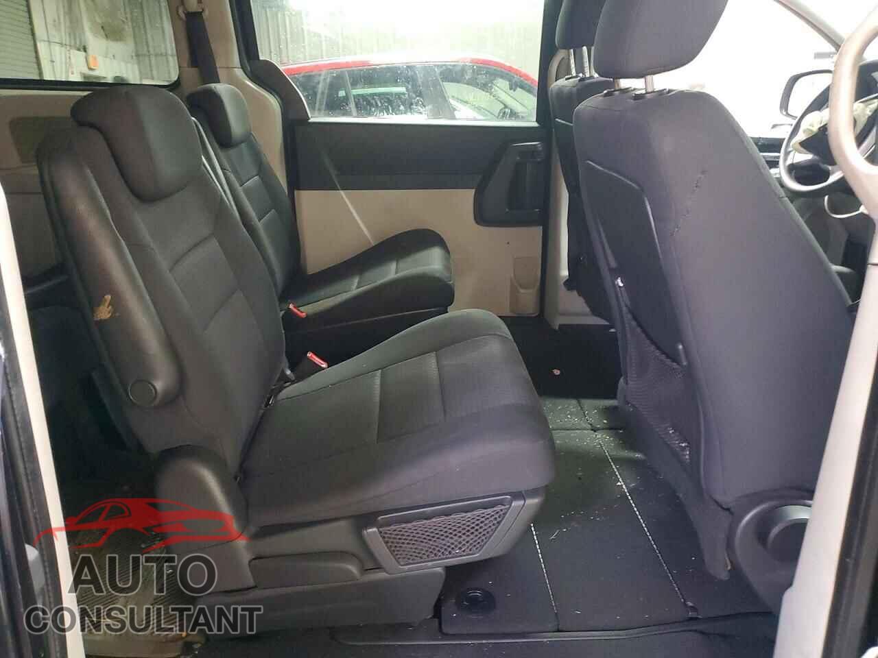 DODGE CARAVAN 2010 - 2D4RN4DE2AR143841