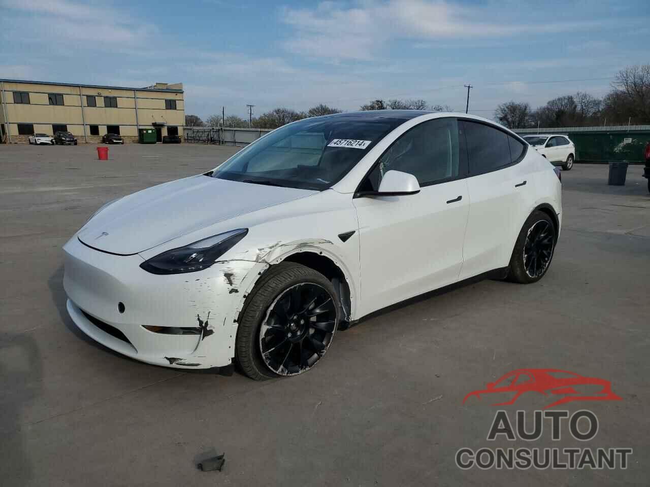 TESLA MODEL Y 2023 - 7SAYGAEE0PF710202