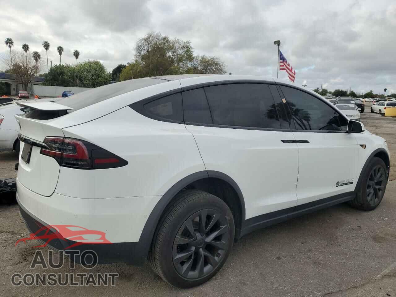 TESLA MODEL X 2022 - 7SAXCAE55NF350011