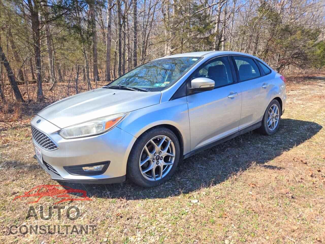 FORD FOCUS 2015 - 1FADP3F24FL234288