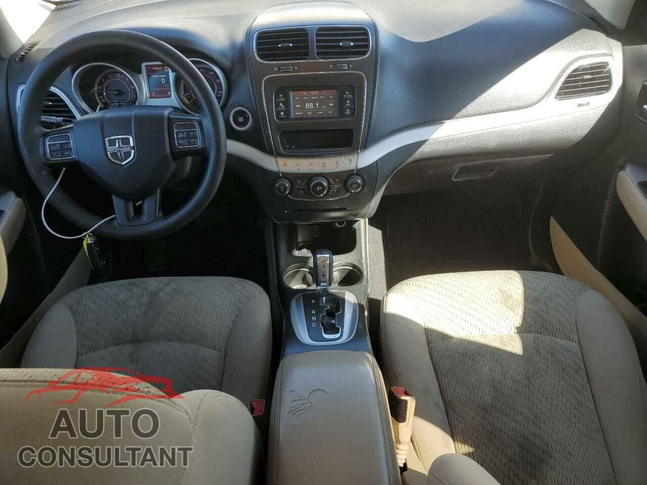 DODGE JOURNEY 2017 - 3C4PDCBG3HT531805