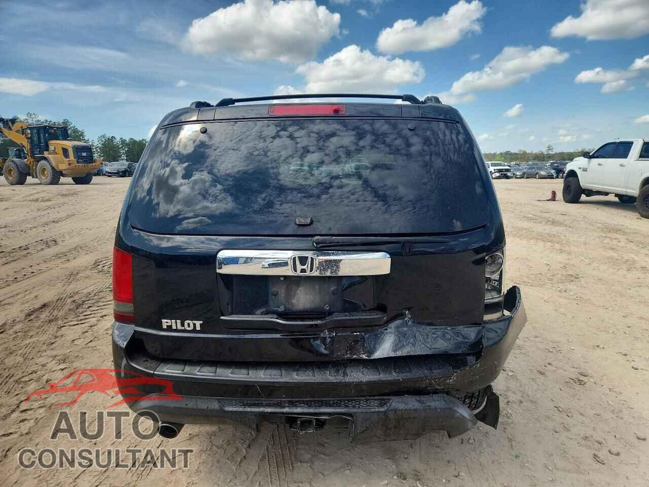 HONDA PILOT 2013 - 5FNYF3H57DB022068