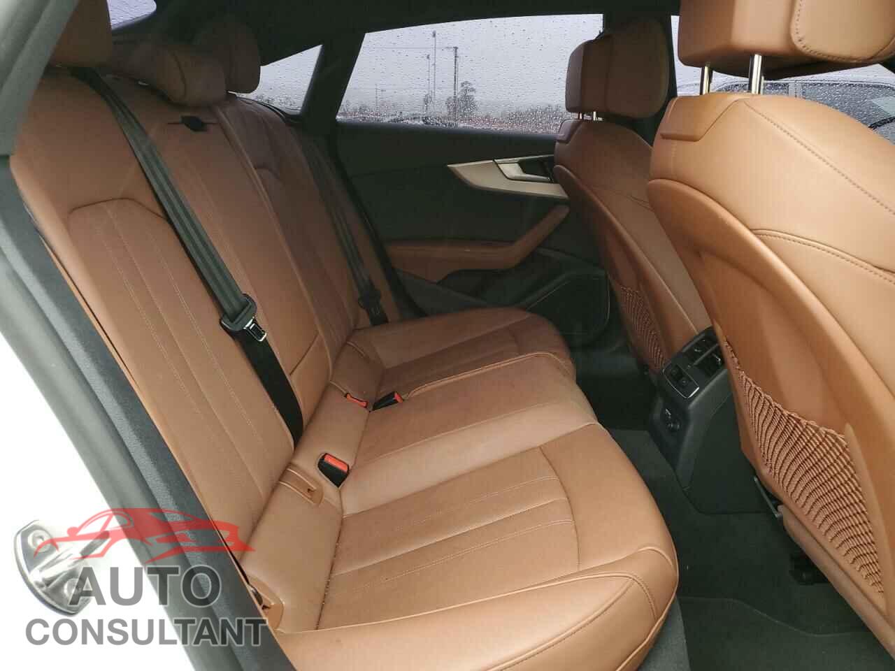 AUDI A5 2022 - WAUFACF53NA028384