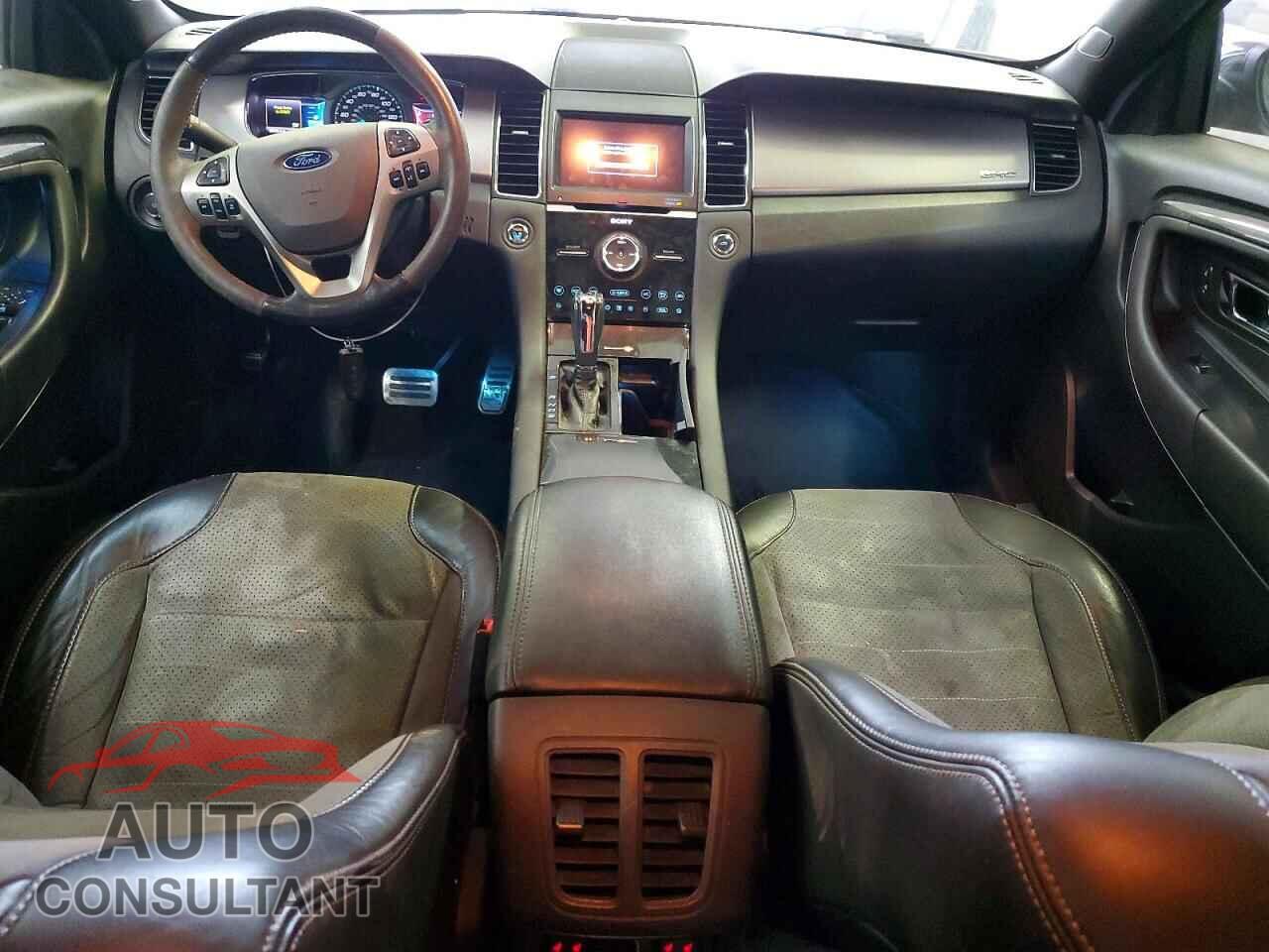 FORD TAURUS 2013 - 1FAHP2KT8DG159577