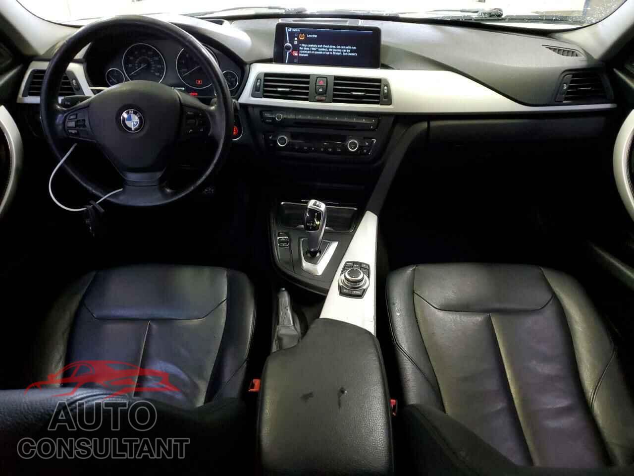 BMW 3 SERIES 2012 - WBA3A5C52CF340716