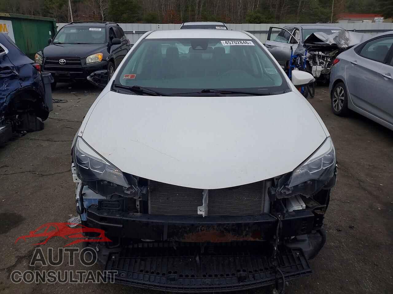 TOYOTA COROLLA 2017 - 5YFBURHE3HP730908