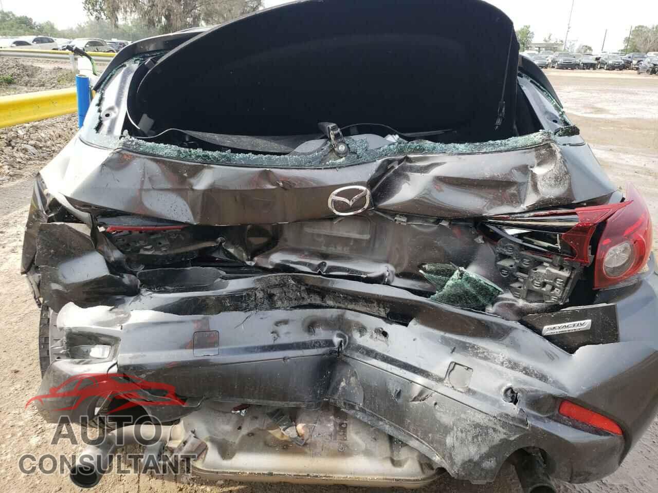 MAZDA 3 2017 - 3MZBN1K75HM118688
