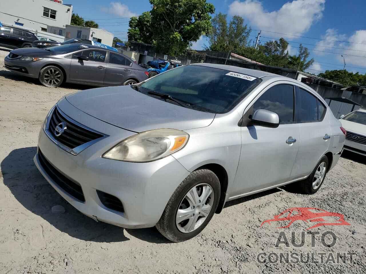 NISSAN VERSA 2012 - 3N1CN7AP5CL856388