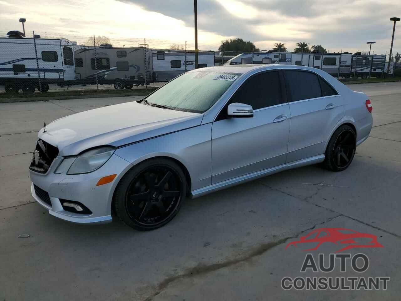 MERCEDES-BENZ E-CLASS 2010 - WDDHF5GB4AA196547