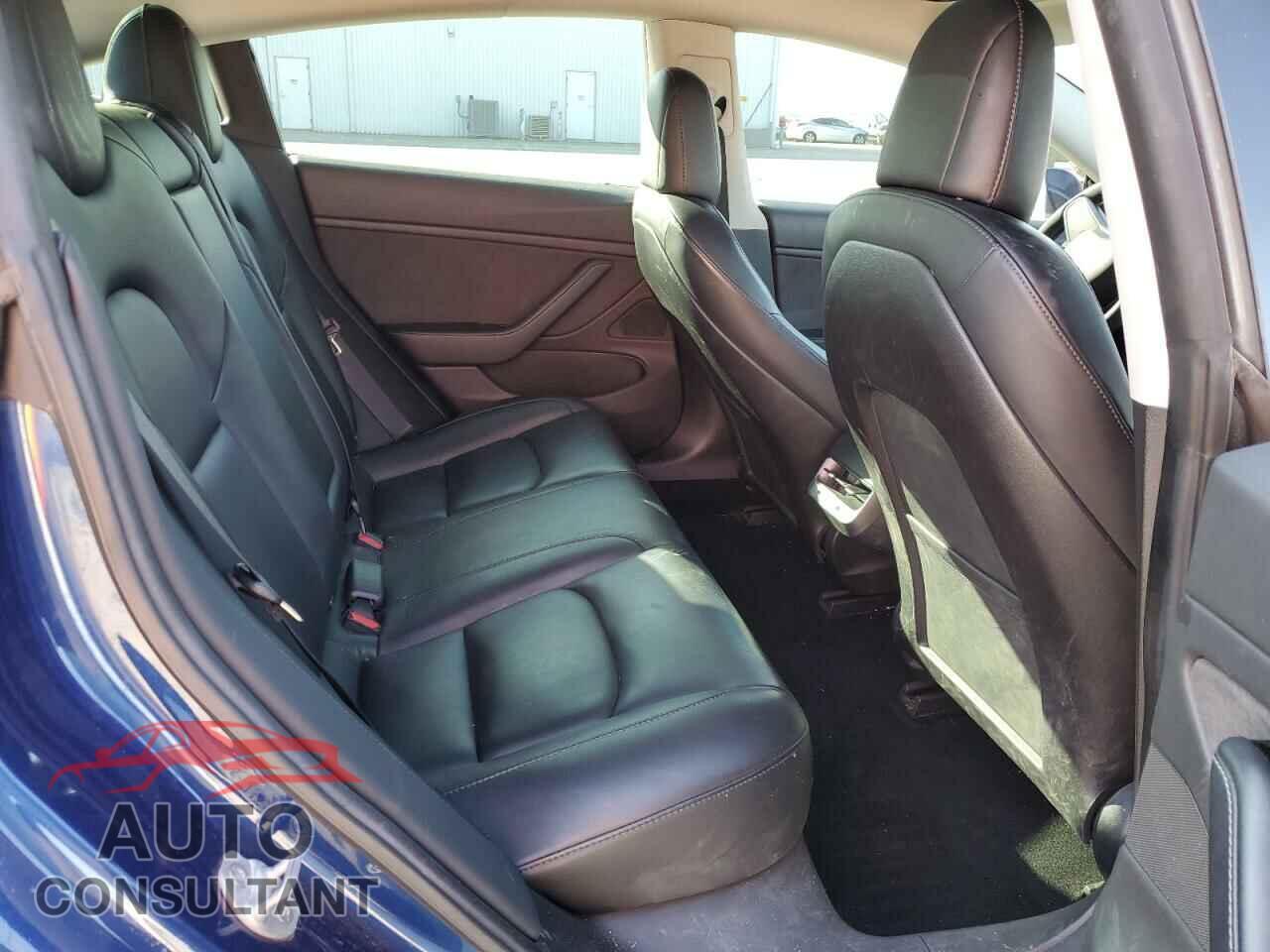 TESLA MODEL 3 2019 - 5YJ3E1EA6KF424907