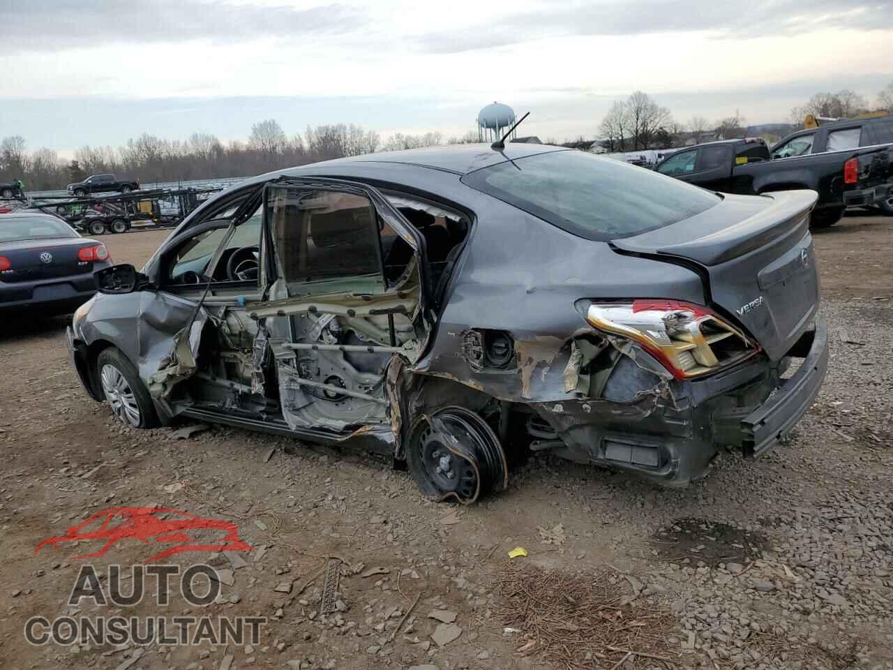 NISSAN VERSA 2017 - 3N1CN7AP3HL831299