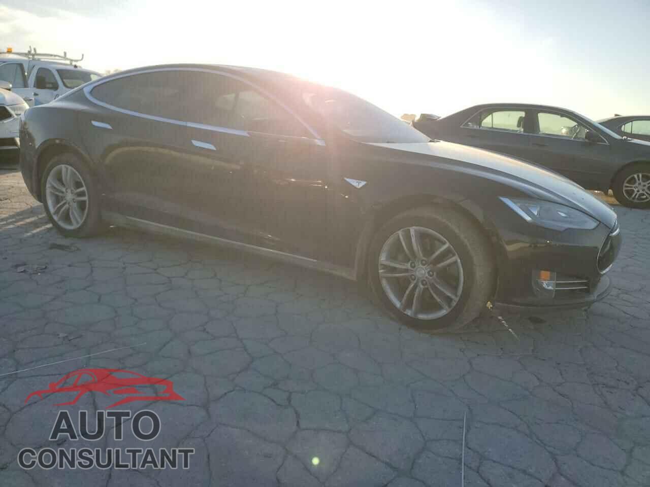 TESLA MODEL S 2012 - 5YJSA1DP9CFS00531