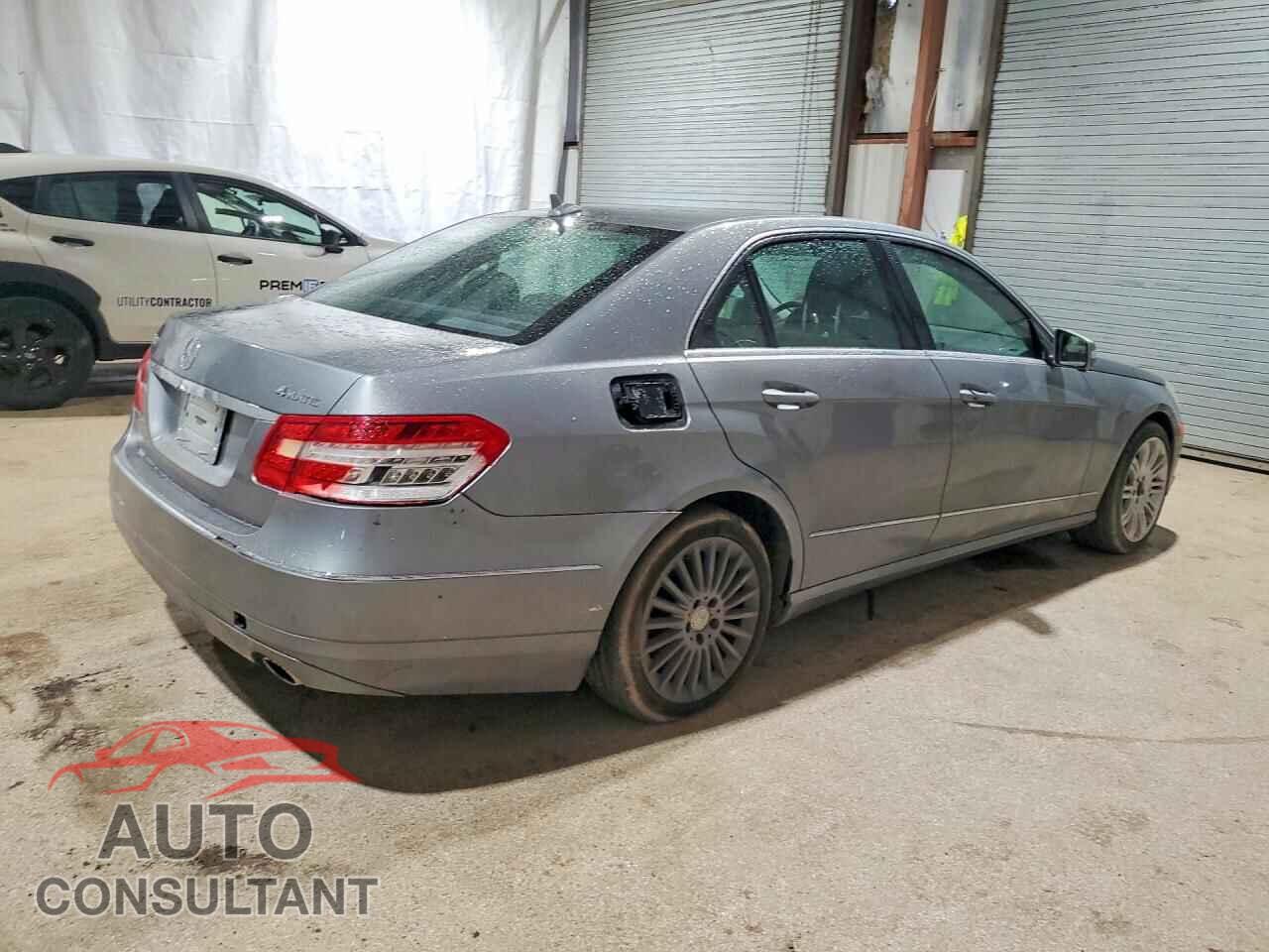 MERCEDES-BENZ E-CLASS 2011 - WDDHF8HBXBA483568