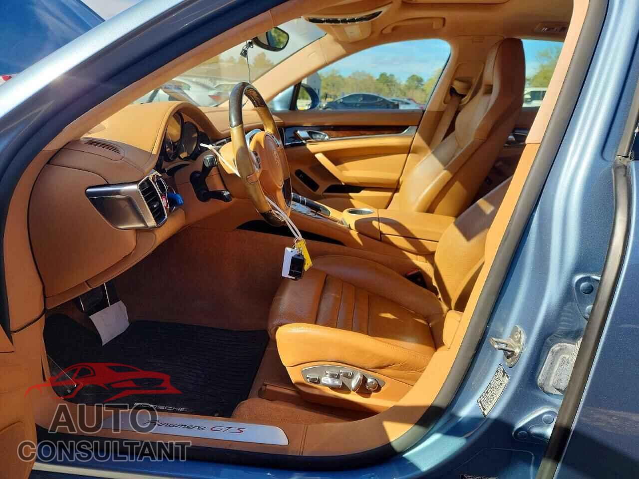PORSCHE PANAMERA 2015 - WP0AF2A73FL081223