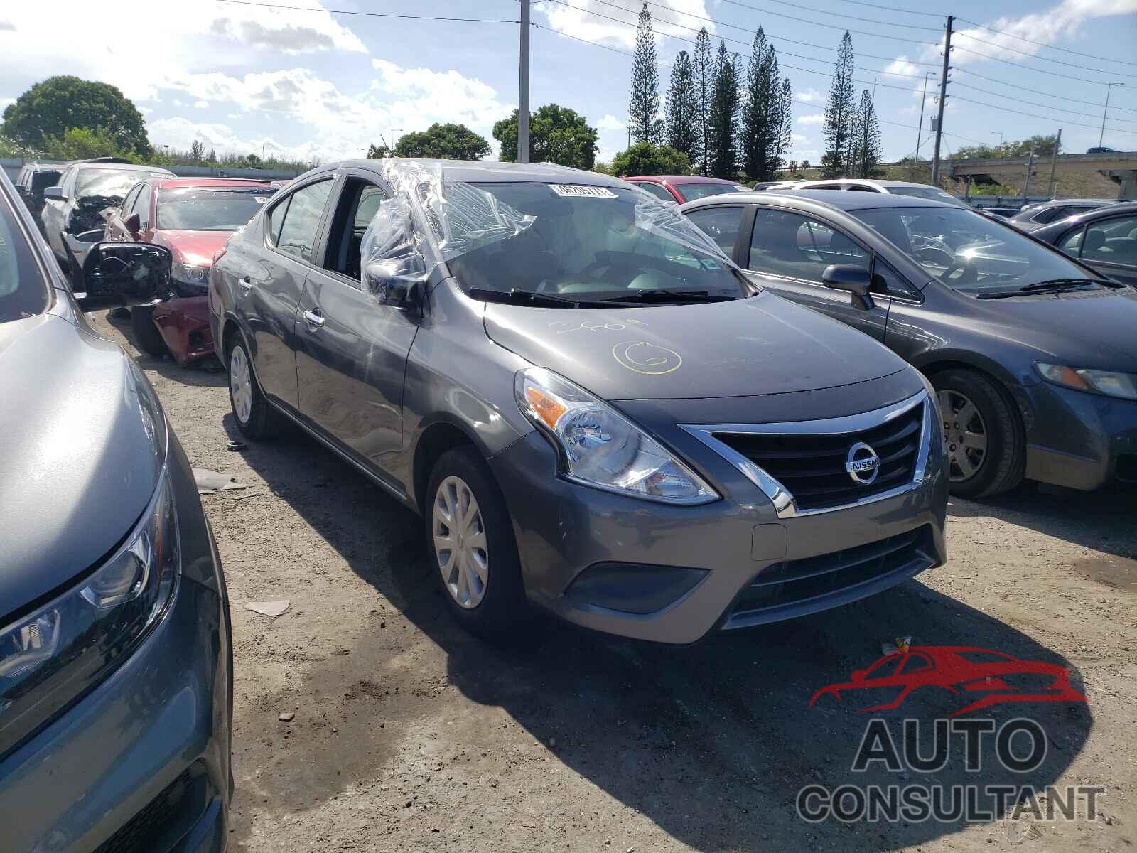 NISSAN VERSA 2019 - 3N1CN7AP3KL839796