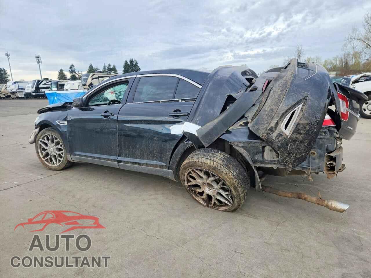 FORD TAURUS 2011 - 1FAHP2KT1BG120245