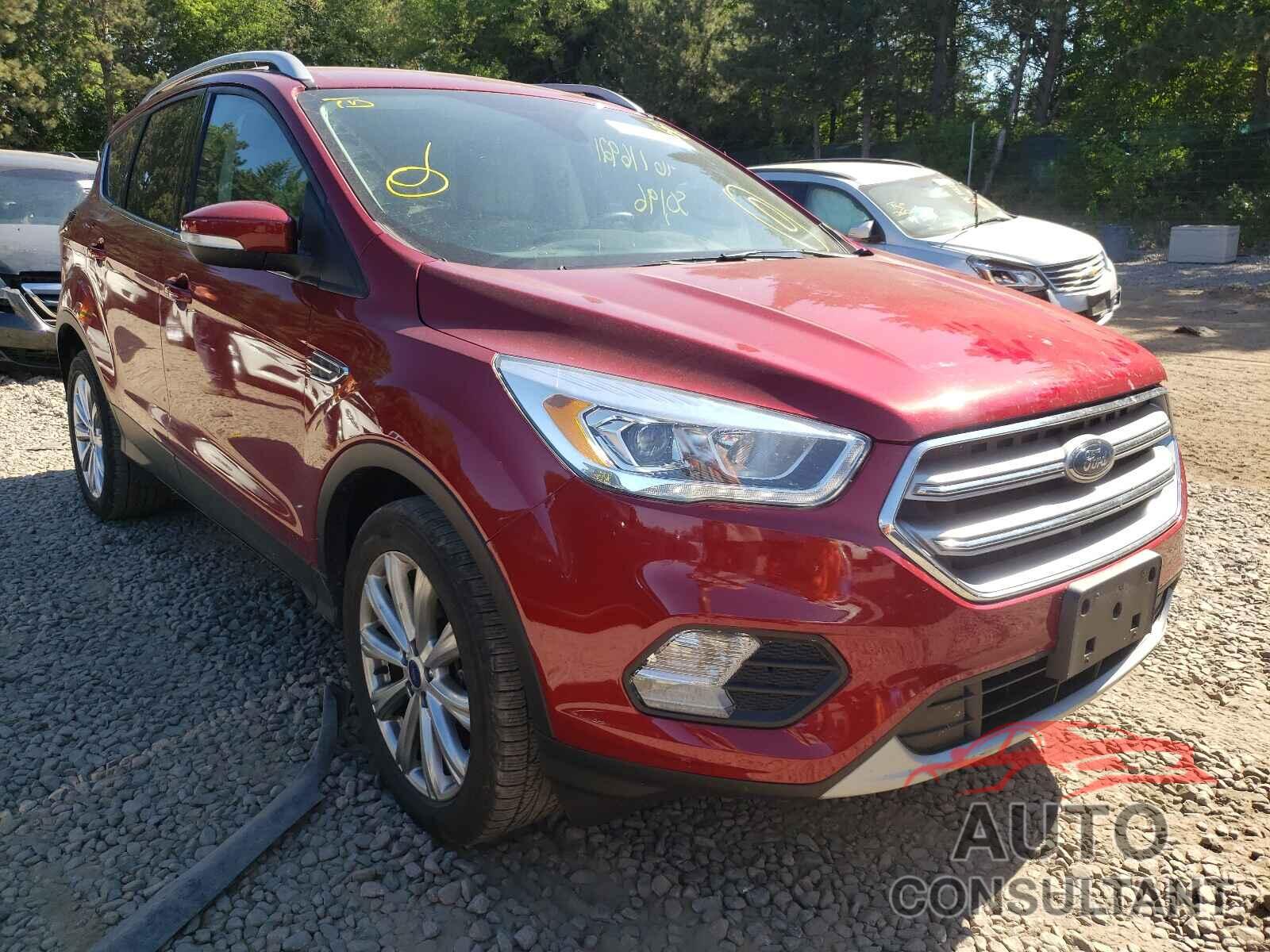 FORD ESCAPE 2017 - 1FMCU0J94HUF07501