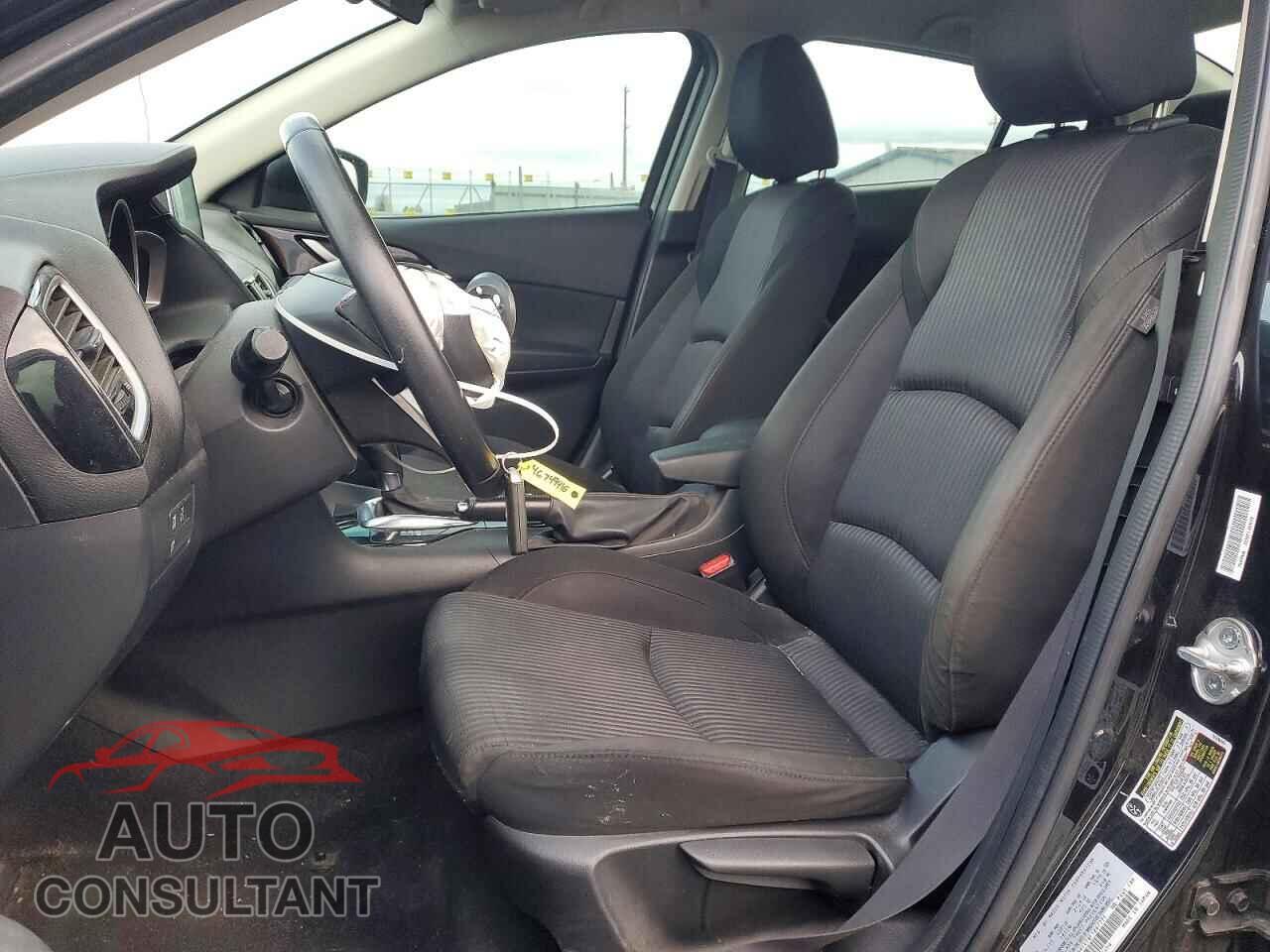 MAZDA 3 2015 - JM1BM1V78F1267771